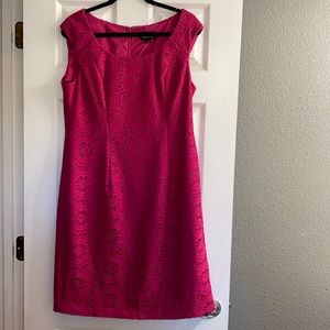 Adrianna Papell Size 16 Dress only used one time.Dry clean.